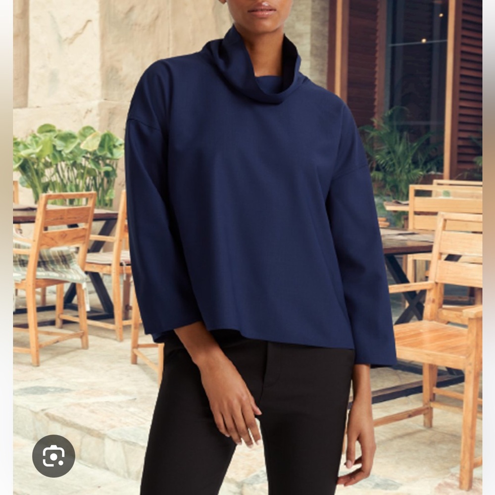 DRY CLEANED | NWOT | CLUB MONACO NAVY FUNNEL NECK CREWNECK | SIZE L
